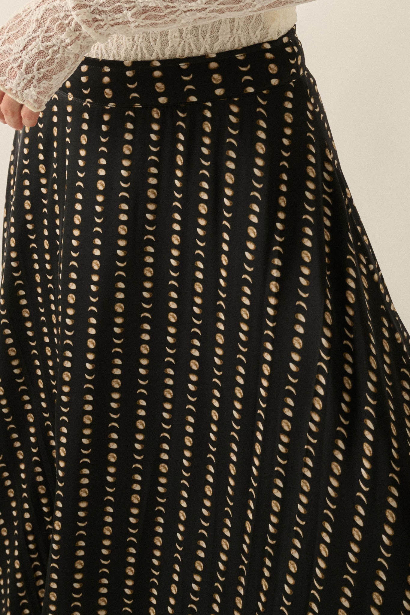 Dans la Lune Moon-Print Satin A-Line Maxi Skirt - ShopPromesa