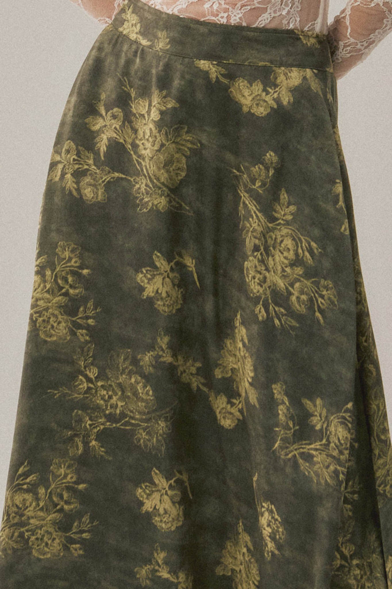 Jade Bouquet Floral Satin A-Line Maxi Skirt - ShopPromesa