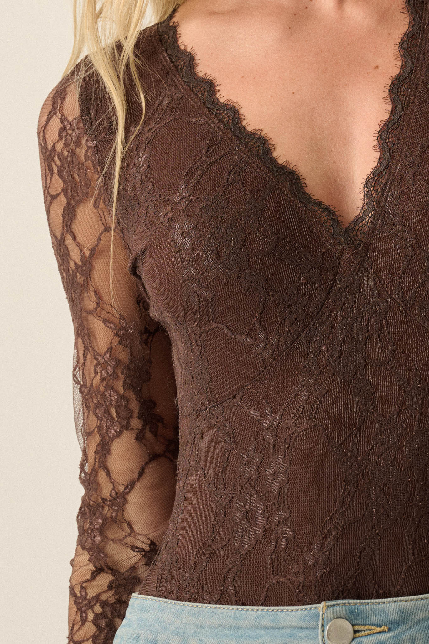 Secret Crush Floral Lace Sheer-Back V-Neck Bodysuit - ShopPromesa