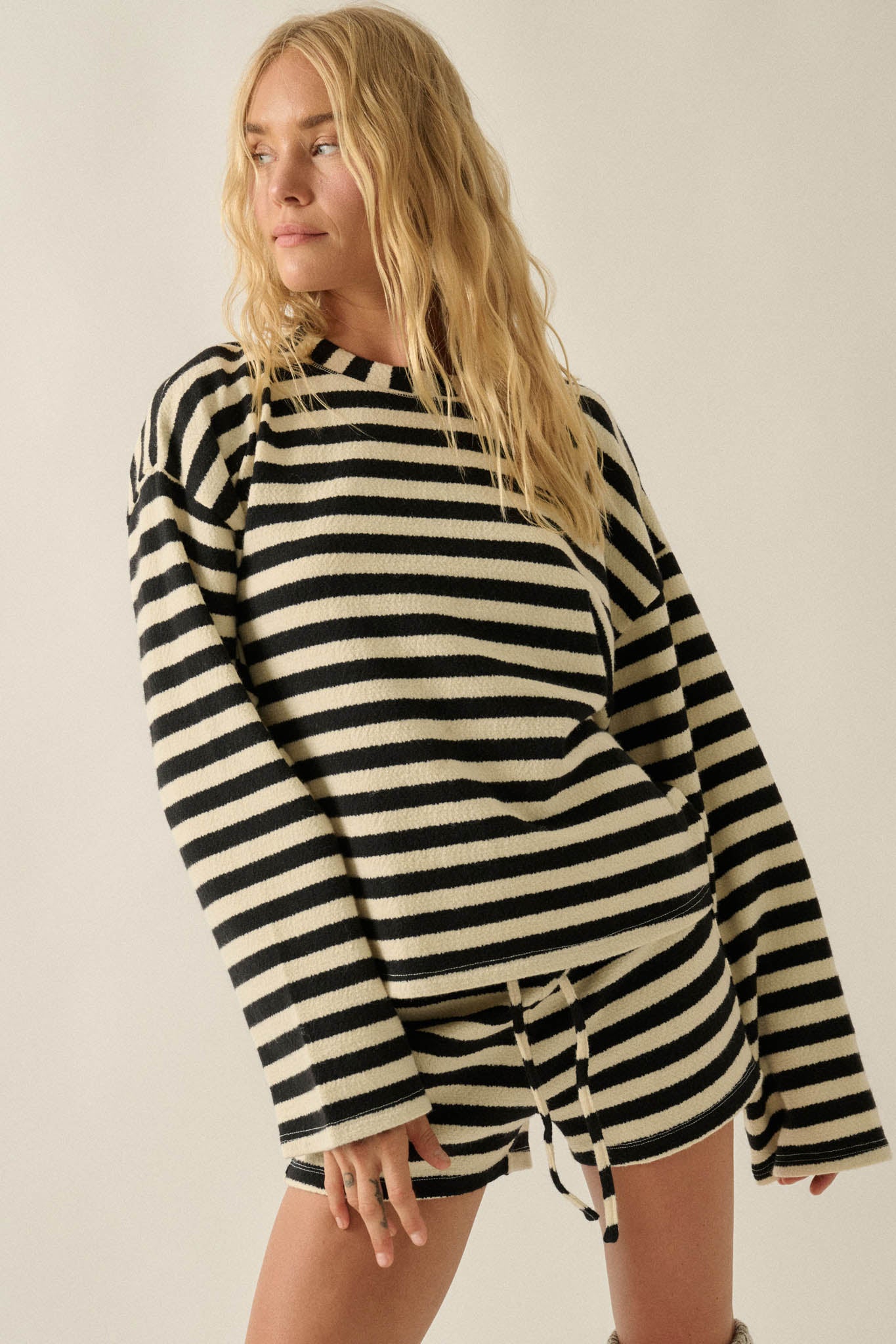Raise the Bar Striped Knit Wide-Sleeve Sweater - ShopPromesa