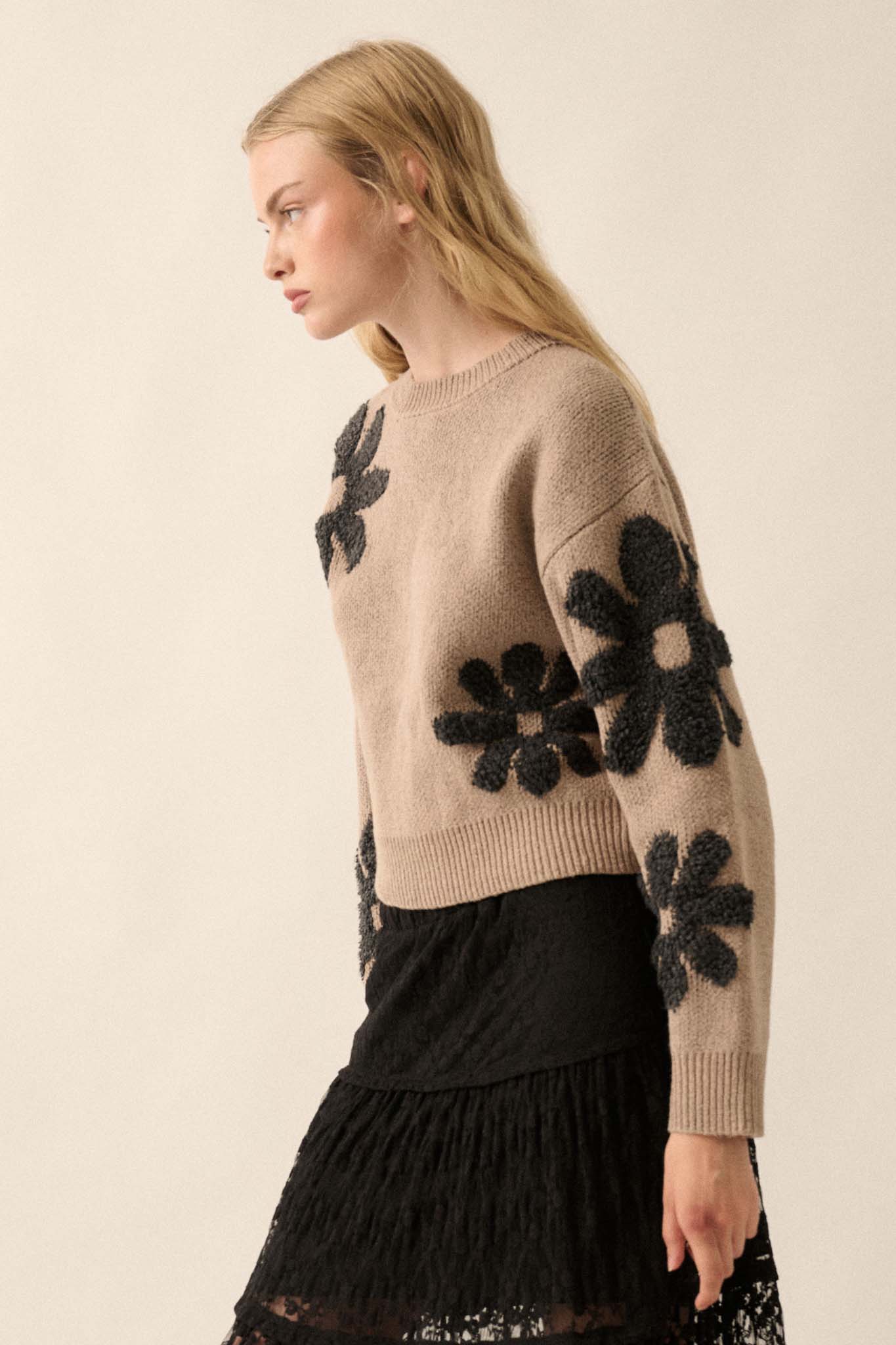 Fuzzy Flowers Floral Chenille Jacquard Sweater - ShopPromesa