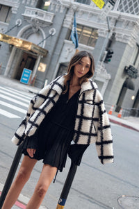 Outside the Box Check-Print Sherpa Fleece Jacket - ShopPromesa