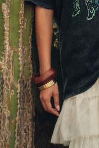 Idyllwild Wavy Wooden Bangle Bracelet - ShopPromesa