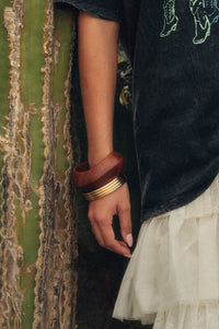 Idyllwild Wavy Wooden Bangle Bracelet - ShopPromesa