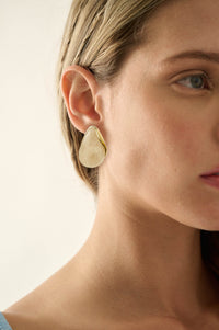 Sausalito Marble Resin Teardrop Earrings - ShopPromesa