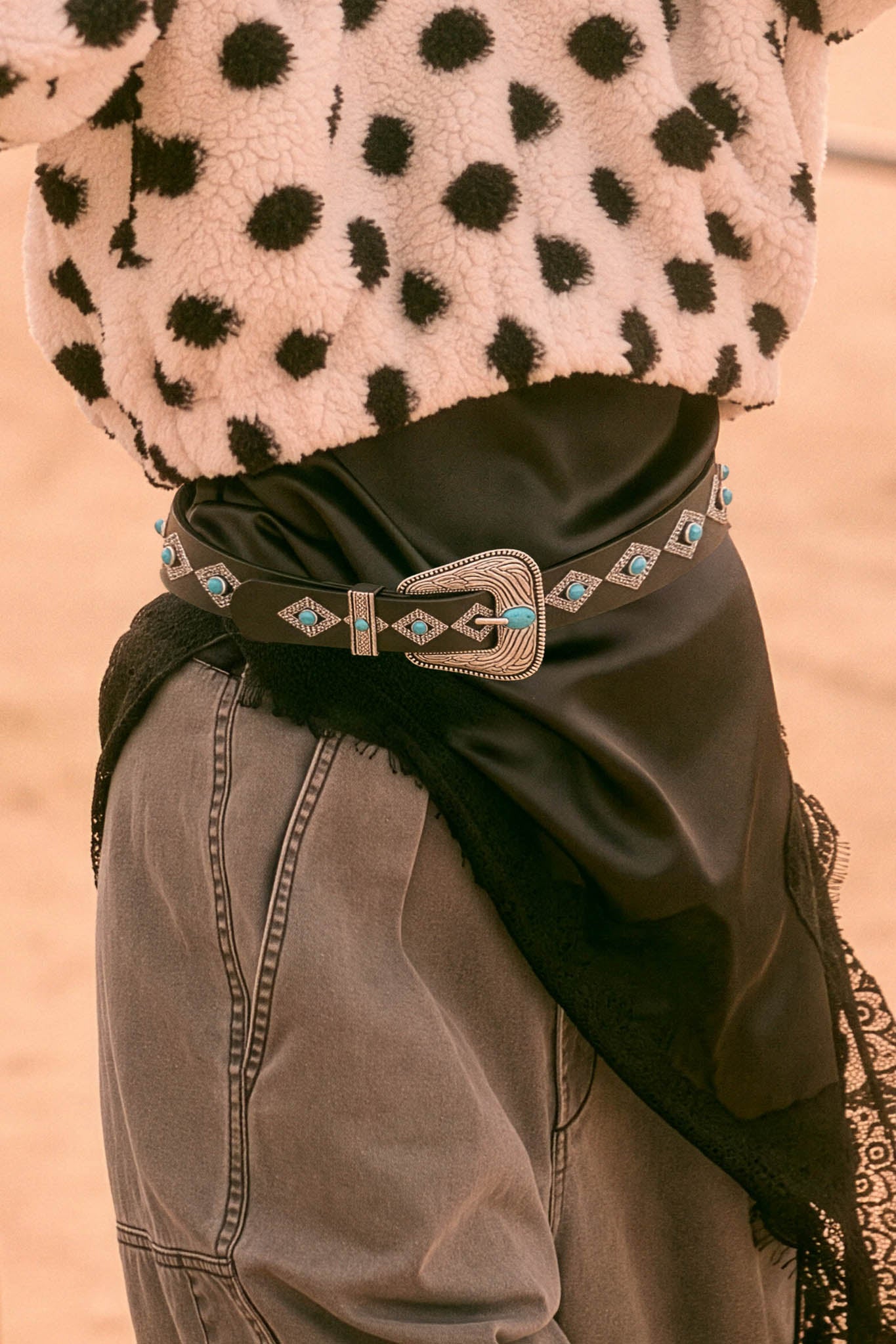 Calaveras Black Embroidered Turquoise-Studded Belt - ShopPromesa