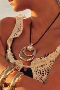 Avalon Pearl and Hammered Gold Hoop Cord Necklace - ShopPromesa