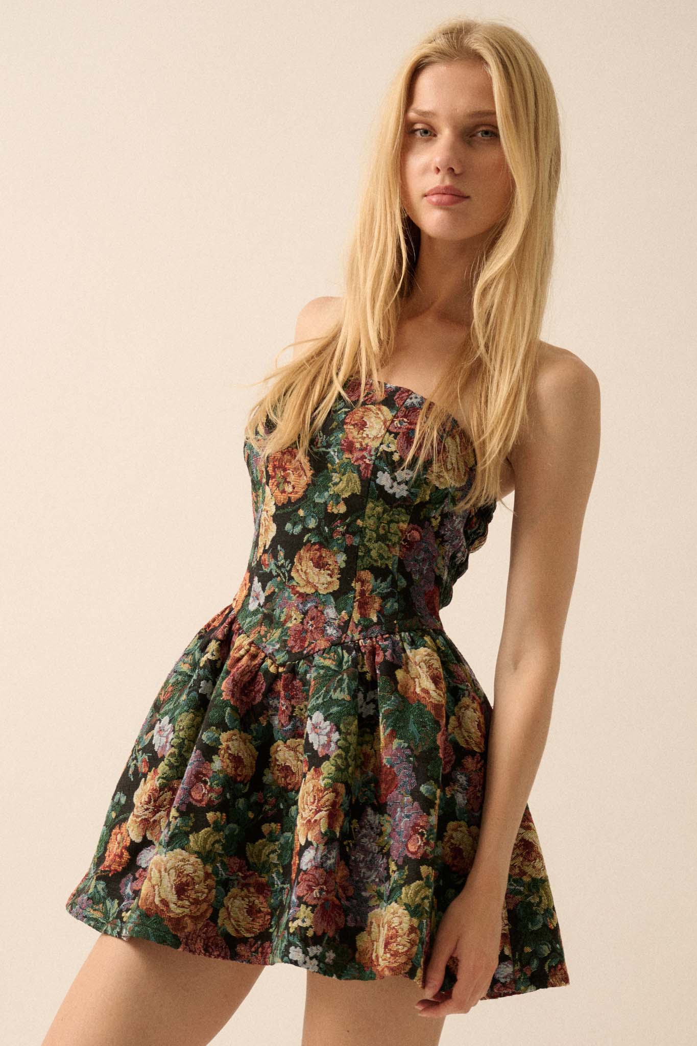 Arras Blooms Floral Tapestry Strapless Mini Dress - ShopPromesa