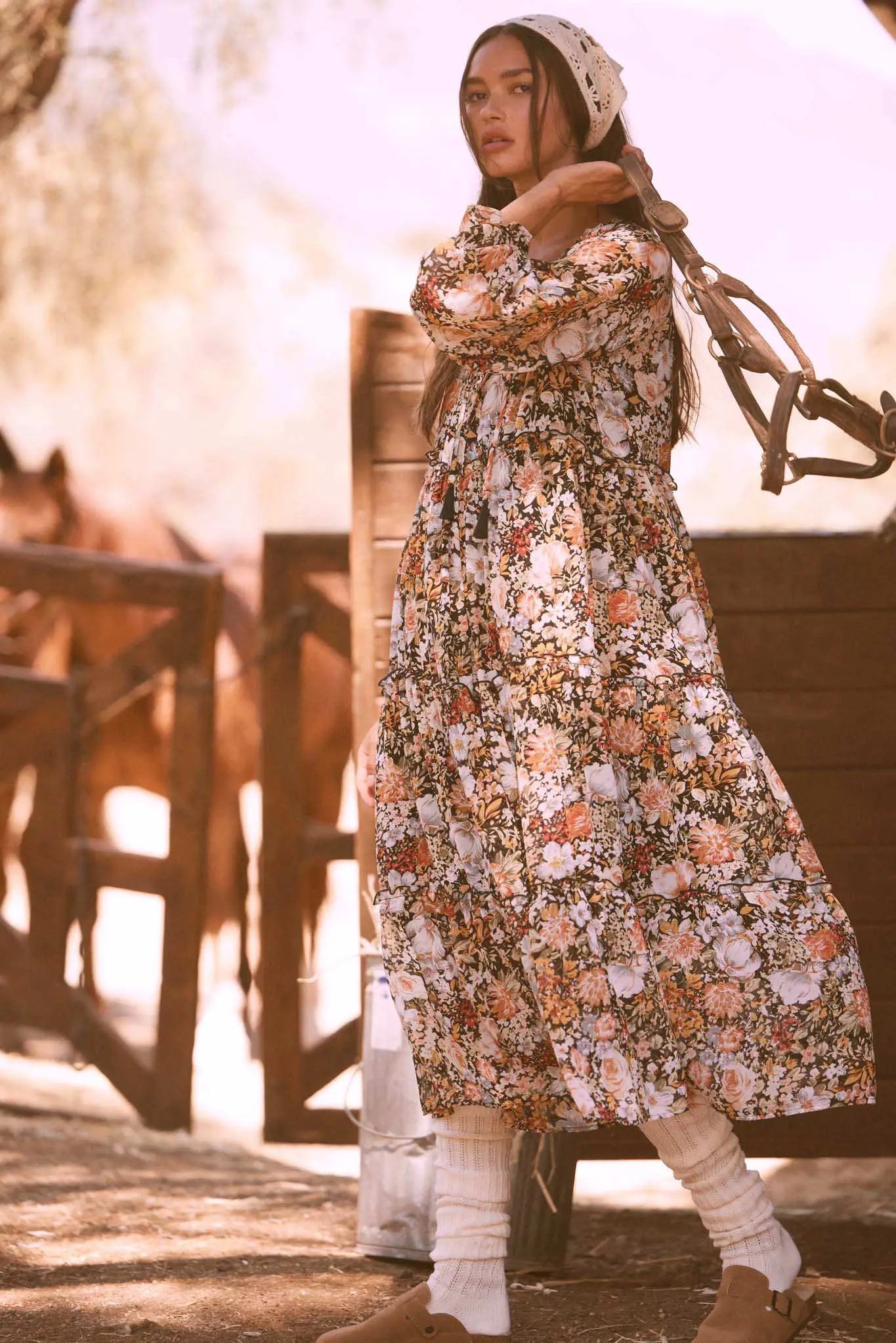 brown prairie dress Blooming Harvest Tiered Floral Midi Black / S lush floral print Size:22½ 37/38 90days Black Paisley Floral Tiered