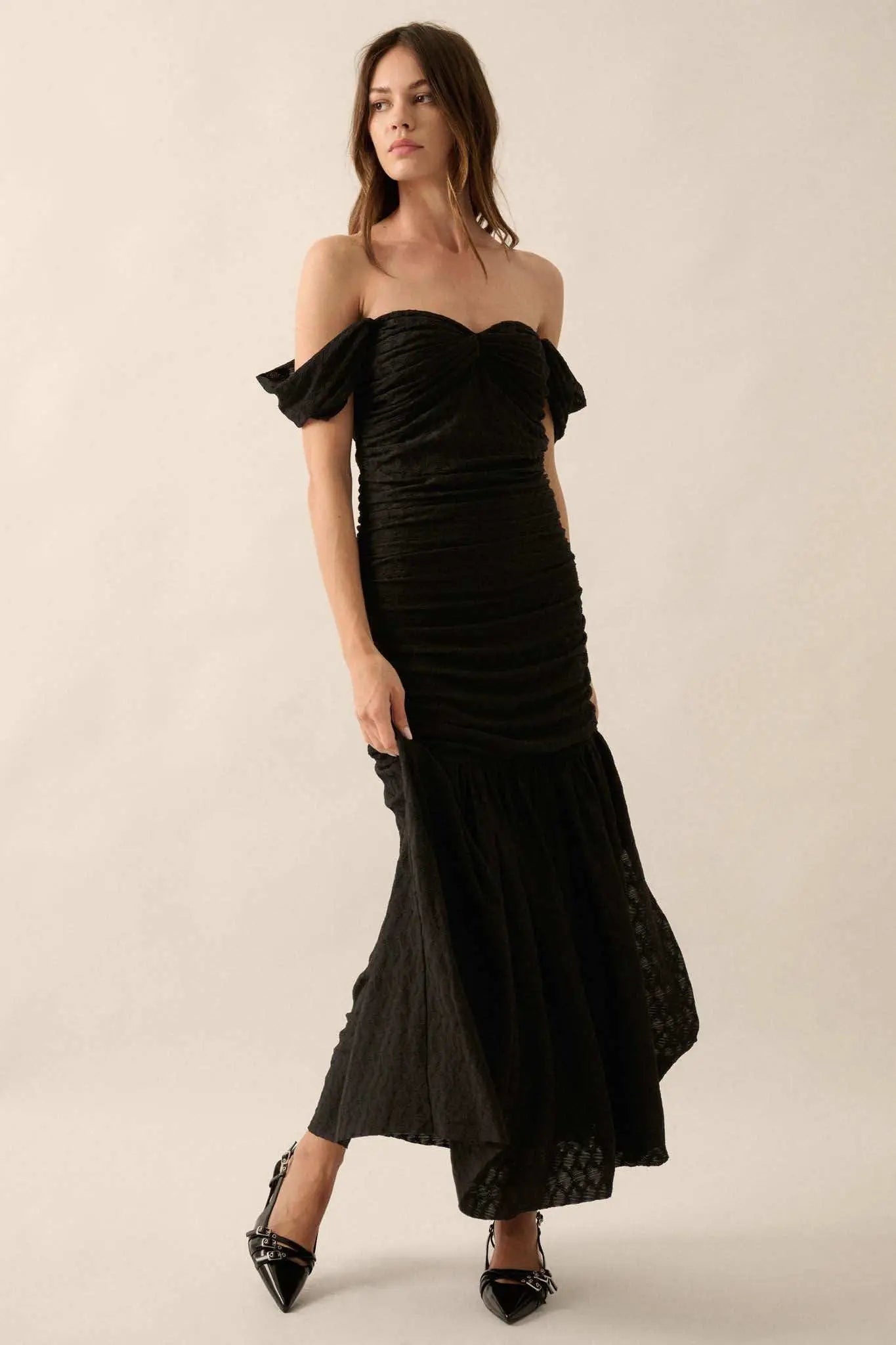 Beautiful Dreamer Textured Knit Drop-Waist Gown Black / S Beautiful Dreamer Textured Knit Drop-Waist Gown Black / S