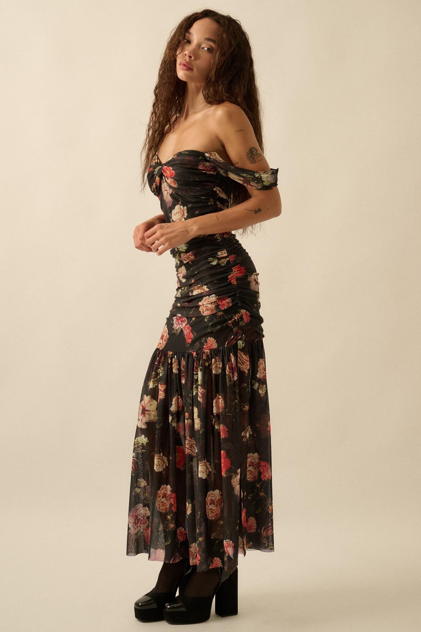 Nostalgic Beauty Floral Mesh Ruched Maxi Dress - ShopPromesa