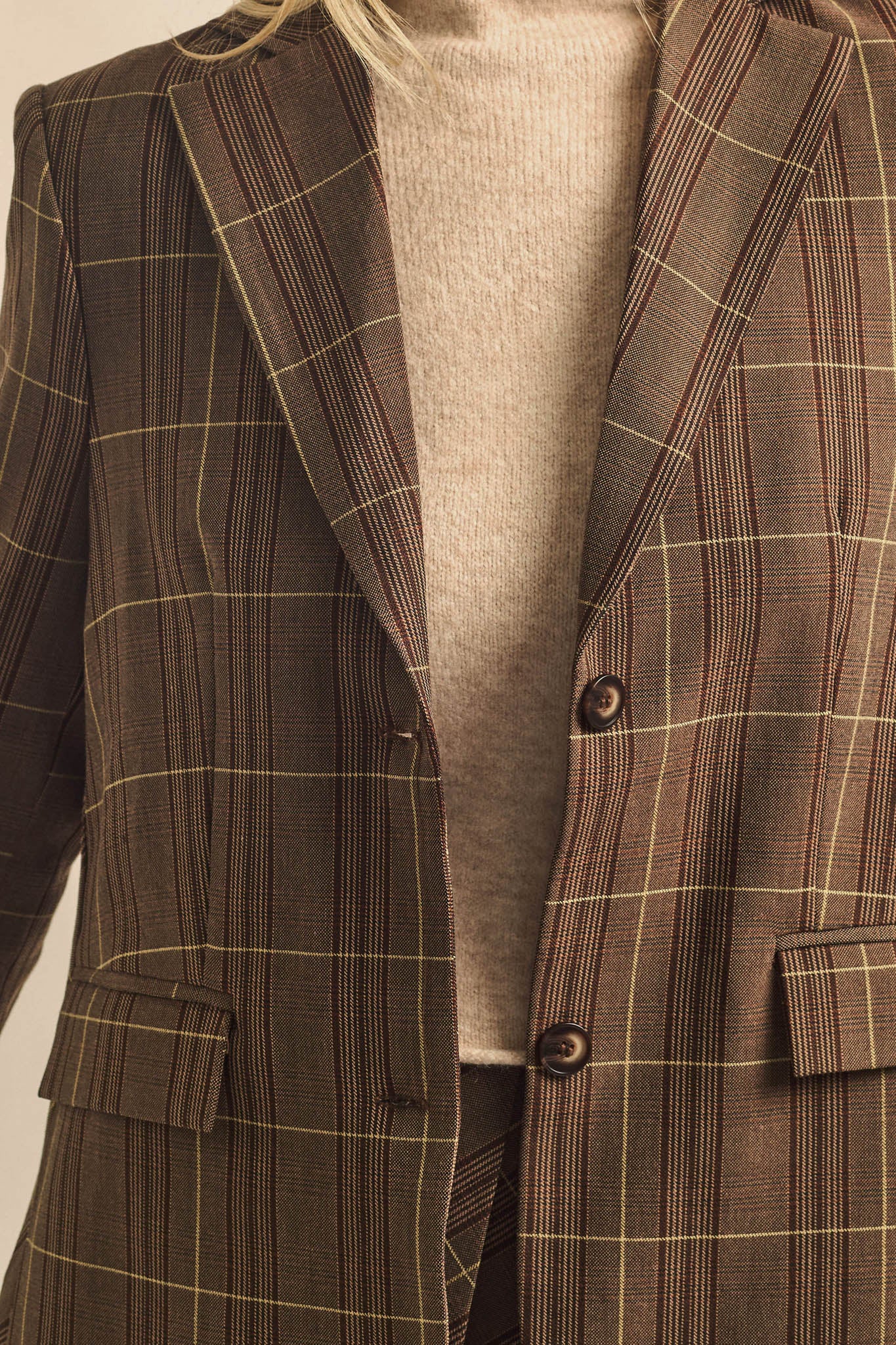 Corner Office Plaid Oversize 2-Button Blazer - ShopPromesa