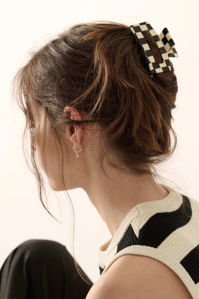 Topanga Cellulose Acetate Checkered Hair Claw - ShopPromesa