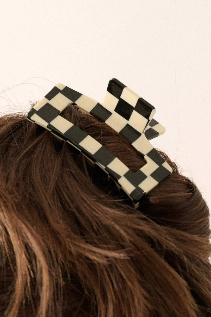 Topanga Cellulose Acetate Checkered Hair Claw - ShopPromesa