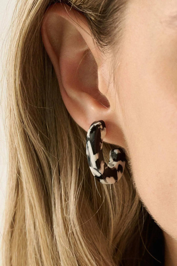 Silver Lake Cellulose Acetate Huggie Hoop Earrings - ShopPromesa