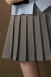 Class Act Pleated Gabardine Mini Skirt - ShopPromesa