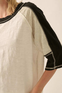 Easy Fit Colorblock Raw-Edge Oversize Raglan Tee - ShopPromesa