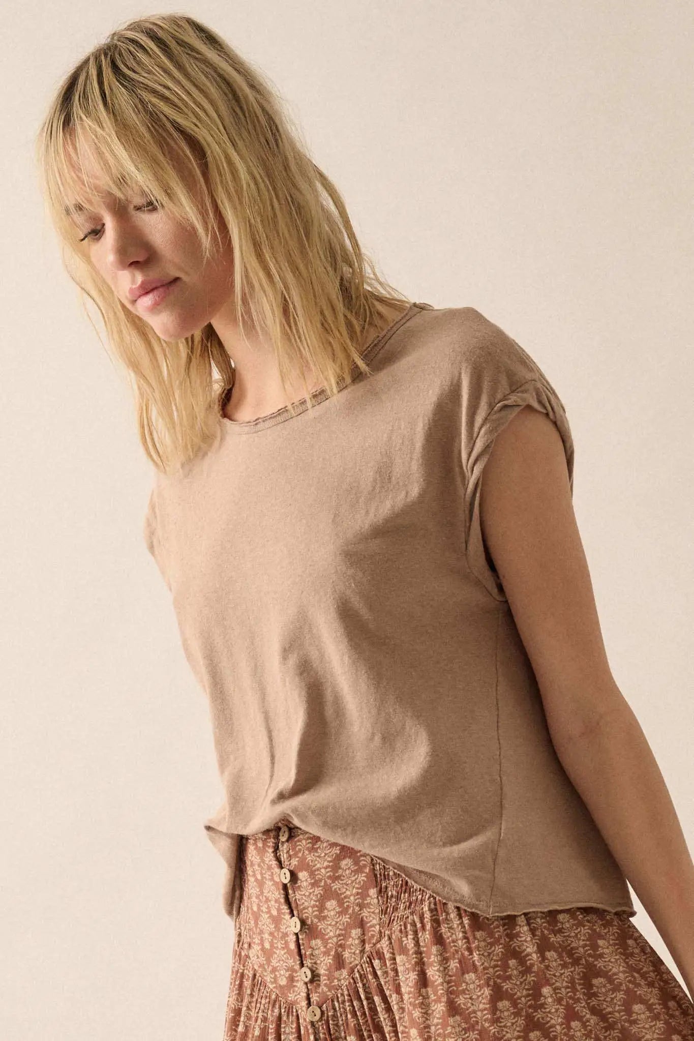 Easy Fit Cropped Raw-Edge Cap-Sleeve Muscle Tee - ShopPromesa