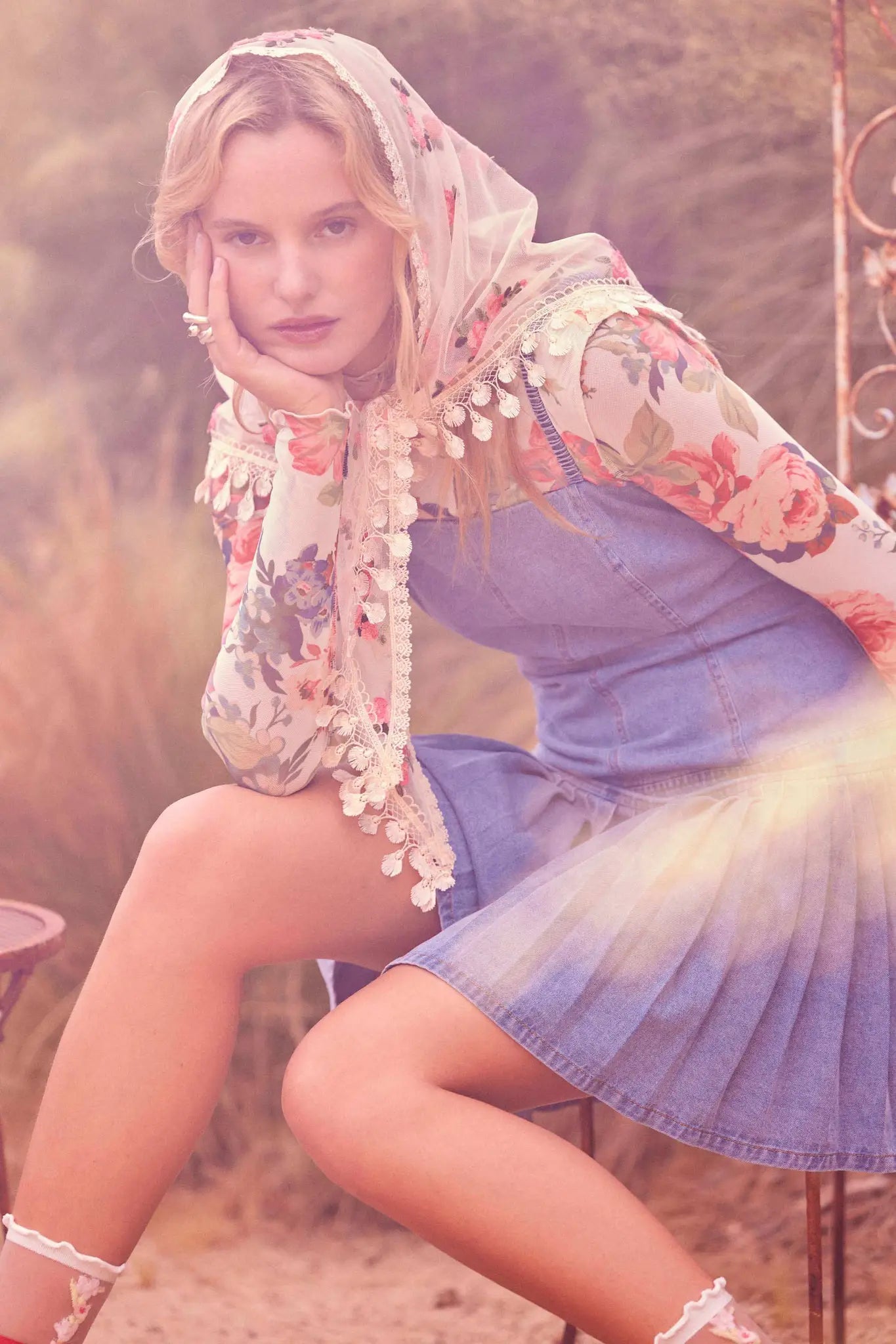 Blooming Heart Floral Mesh Exposed-Seam Top - ShopPromesa