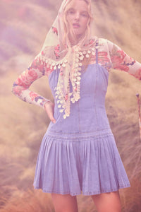 Blooming Heart Floral Mesh Exposed-Seam Top - ShopPromesa