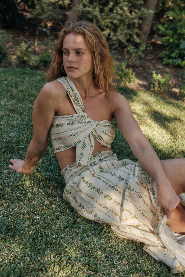 Wild Fields Floral-Stripe One-Shoulder Bandeau Top - ShopPromesa
