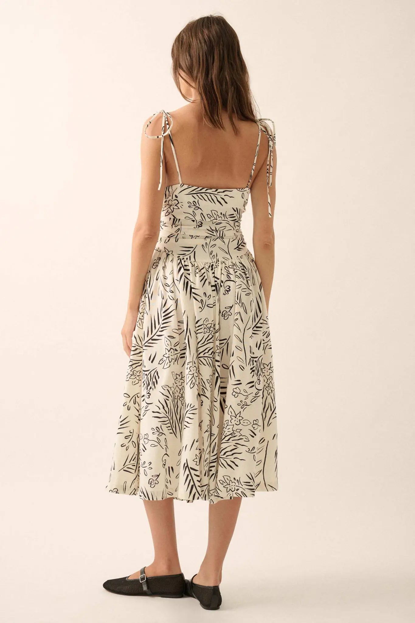 Blooming Artistry Floral Drop-Waist Midi Dress Off White / S Blooming Artistry Floral Drop-Waist Midi Dress Off White / S