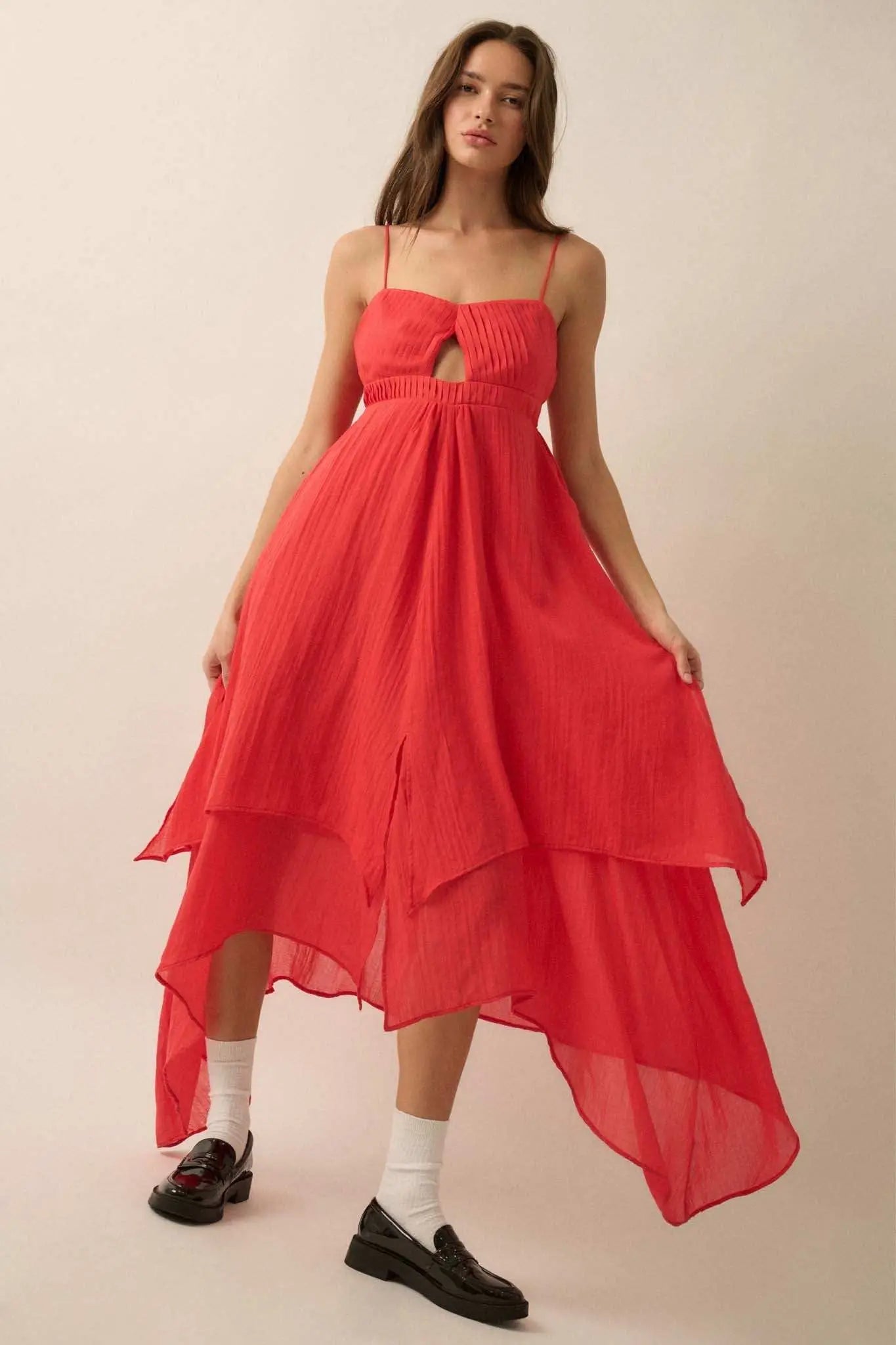Floating Free Layered Handkerchief Maxi Dress Cream / S Floating Free Layered Handkerchief Maxi Dress Cream / S