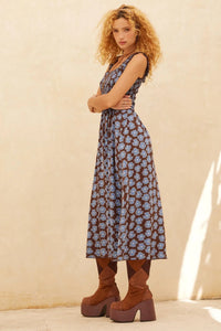 Vintage Blooms Floral Smocked Midi Dress - ShopPromesa