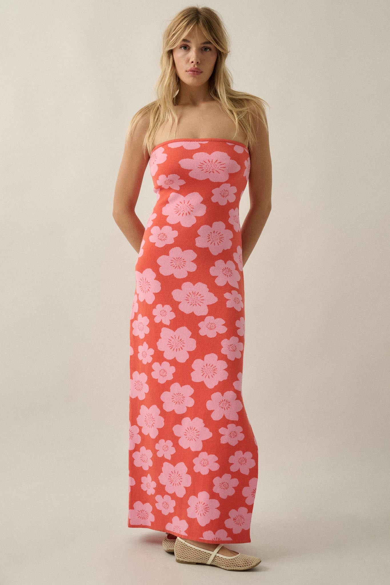 Buzzy Blooms Floral Strapless Maxi Sweater Dress - ShopPromesa