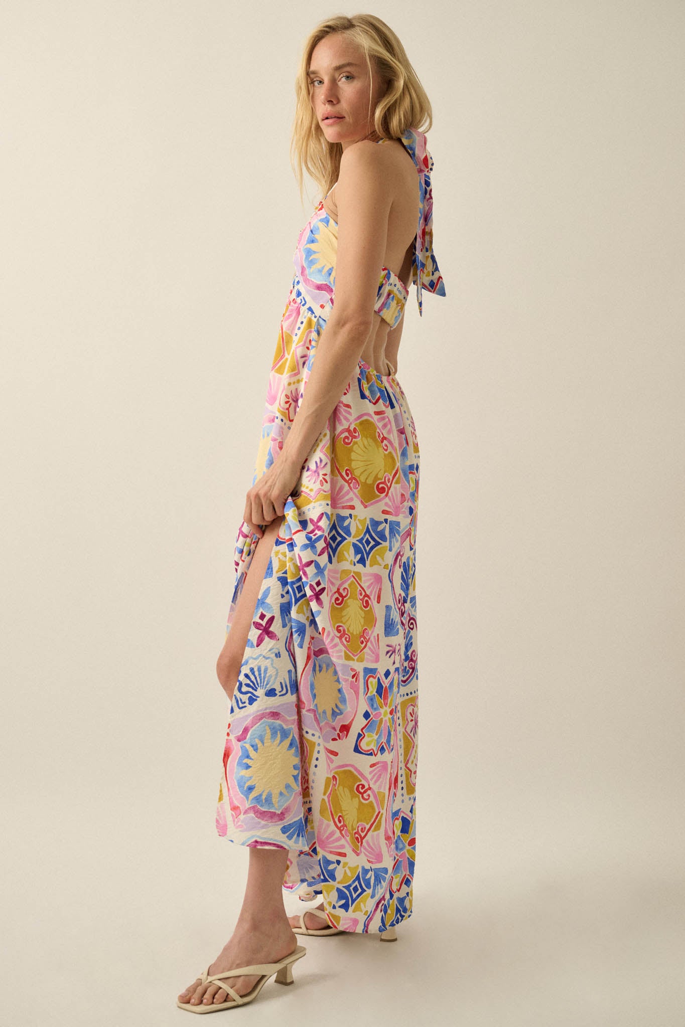 Sunny Saville Tile-Print Open-Back Halter Maxi Dress - ShopPromesa