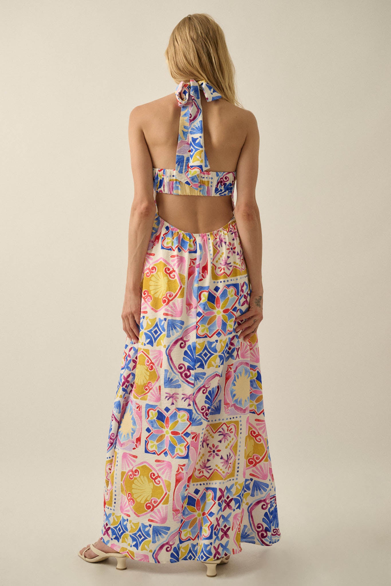 Sunny Saville Tile-Print Open-Back Halter Maxi Dress - ShopPromesa