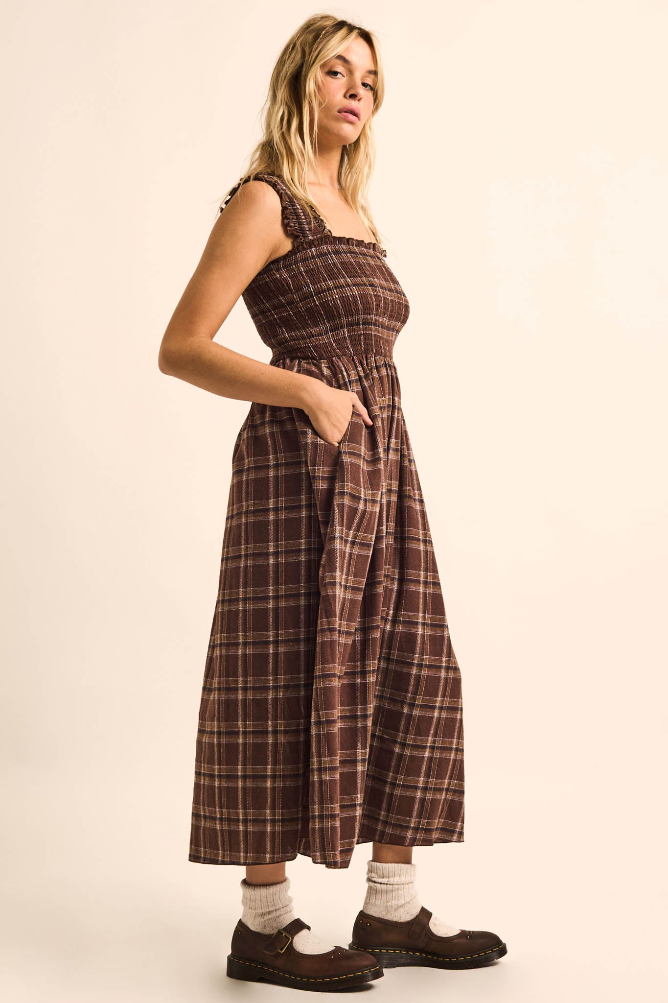 Check You Out Plaid Smocked Sleeveless Midi Dress - ShopPromesa