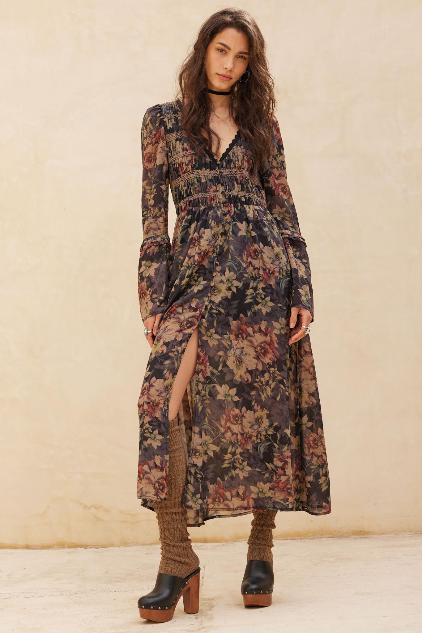 Boho Blossoms Floral Bell-Sleeve Midi Dress - ShopPromesa