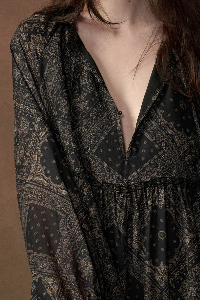 Paisley Prairie Bandana-Print Tiered Midi Dress - ShopPromesa