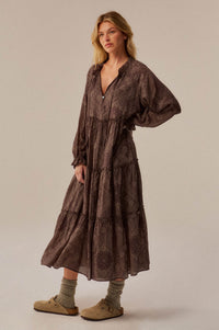 Paisley Prairie Bandana-Print Tiered Midi Dress - ShopPromesa