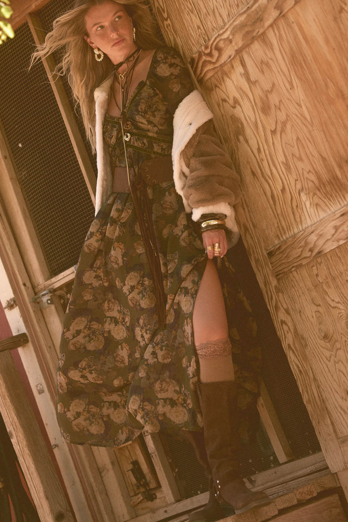 Blessed Beauty Floral Balloon-Sleeve Maxi Dress - ShopPromesa