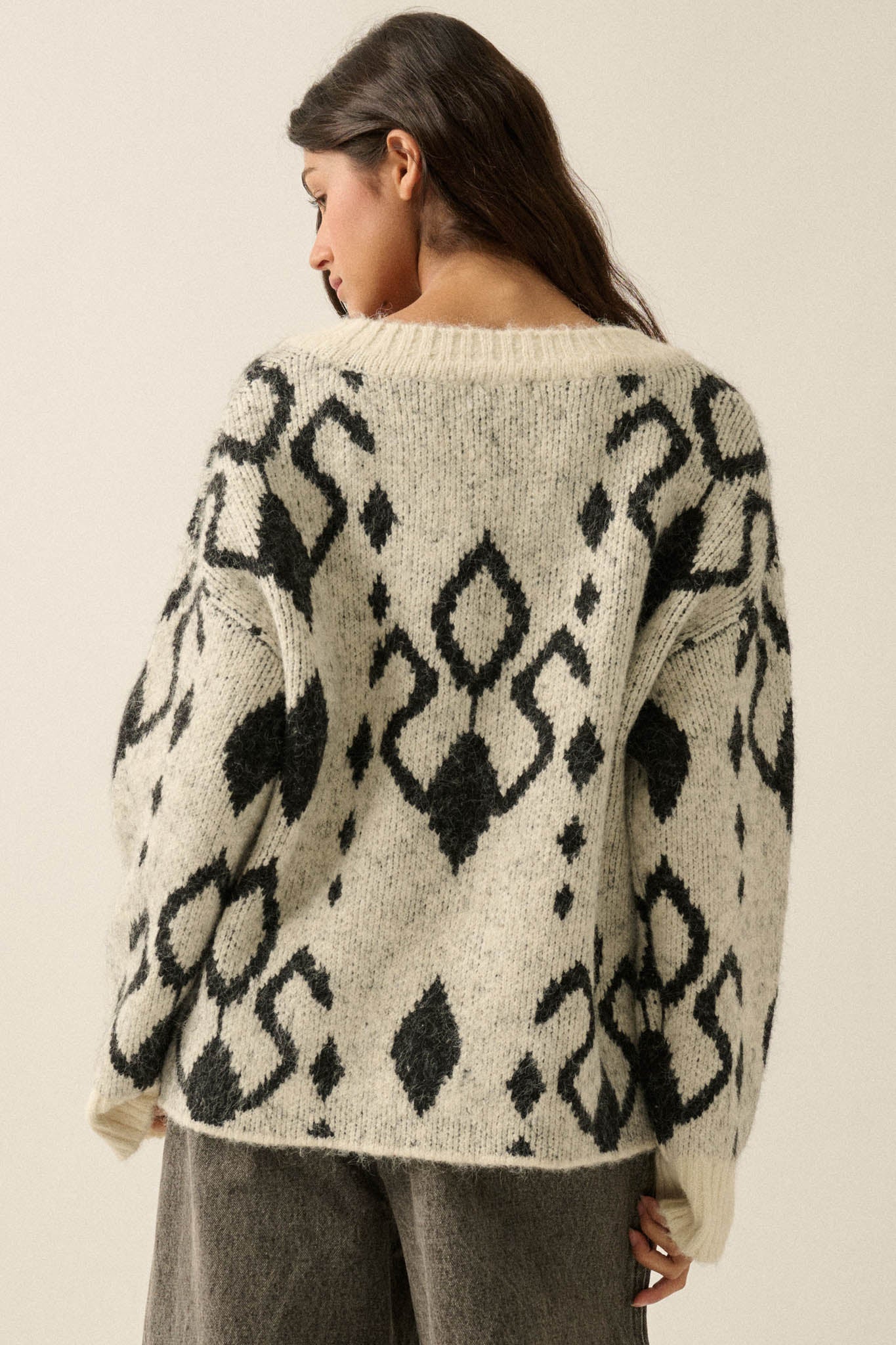 Bold Move Oversize Geometric Jacquard-Knit Cardigan - ShopPromesa