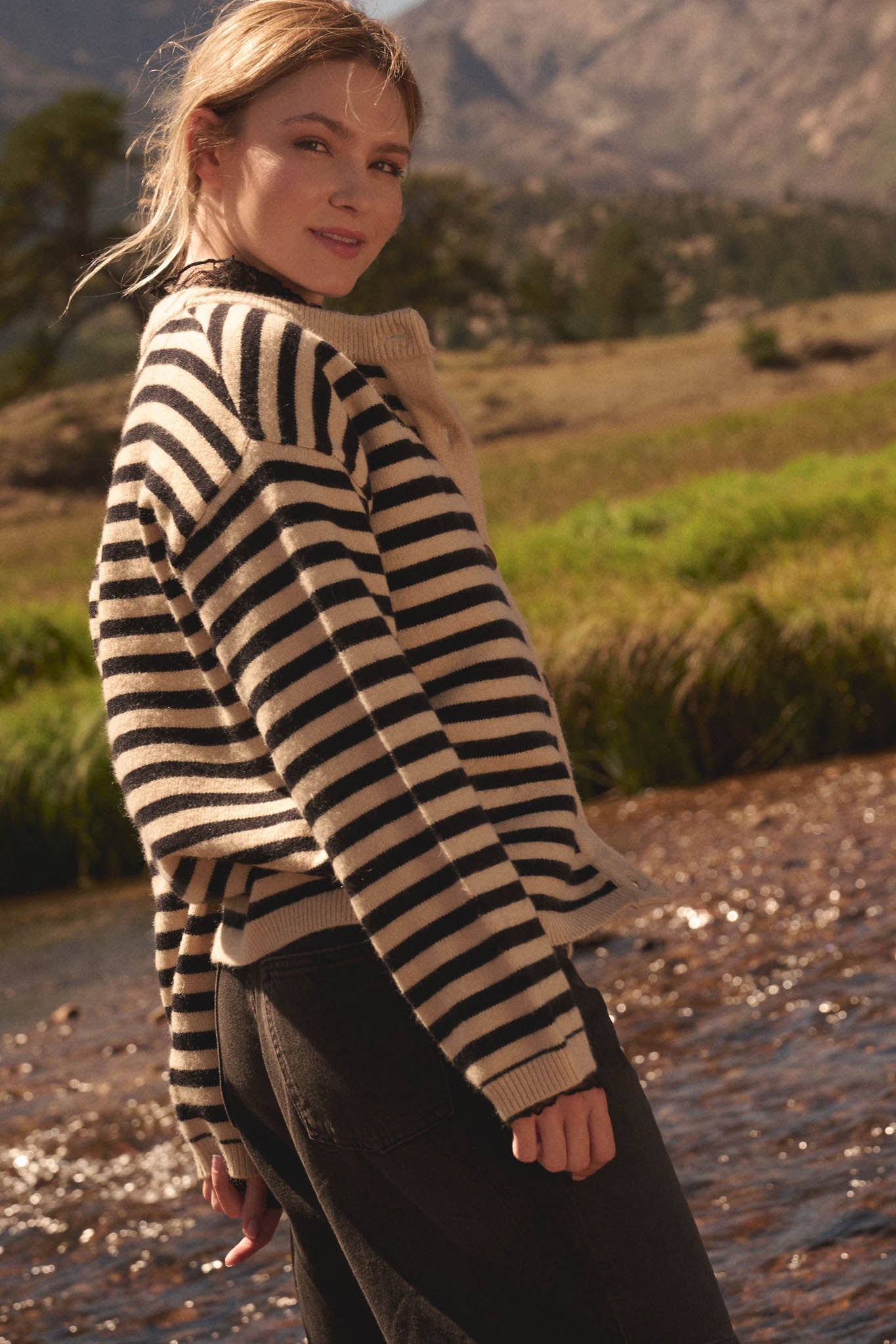 Broad Strokes Striped Knit Crewneck Button-Up Cardigan - ShopPromesa