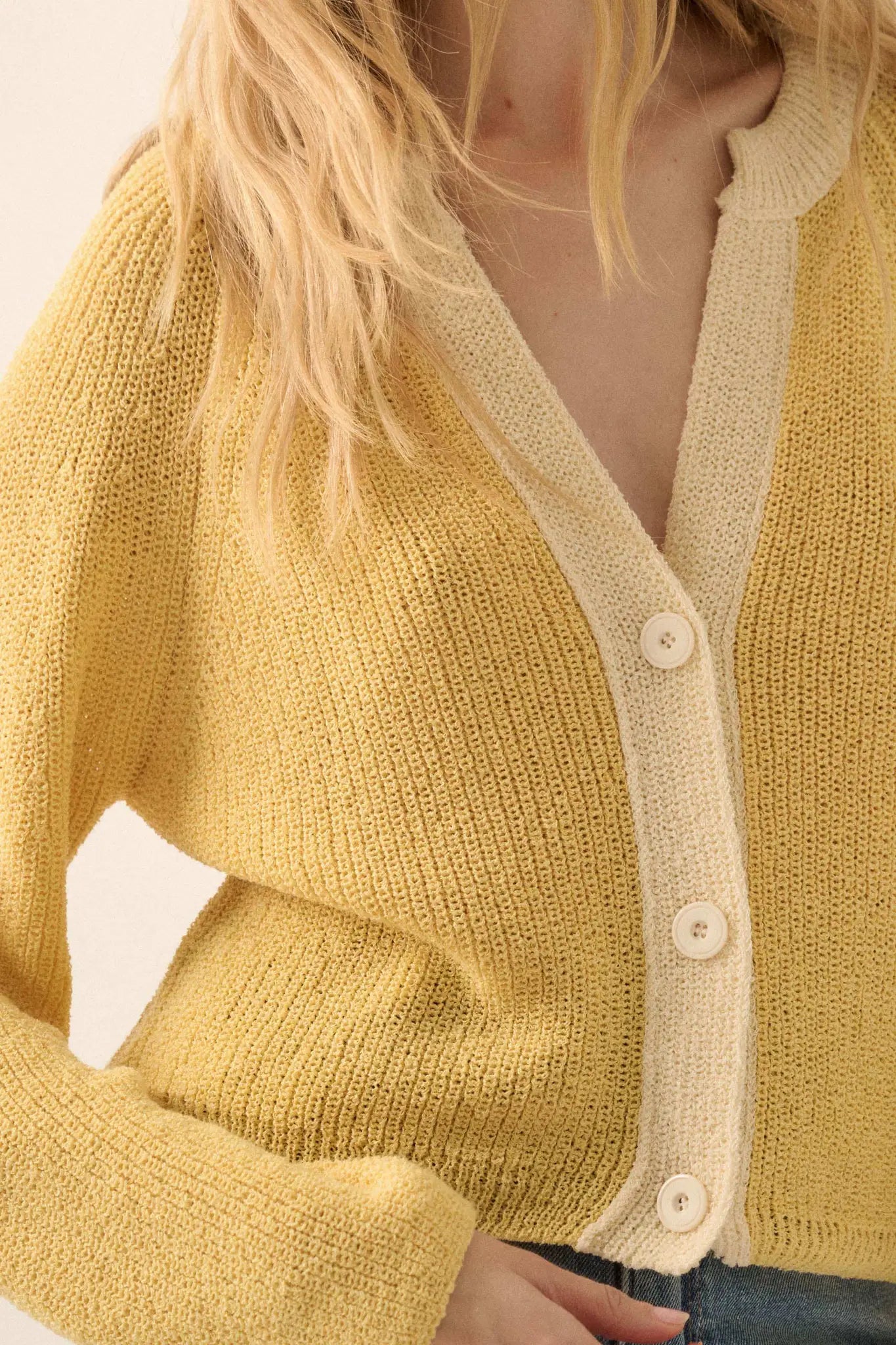 Meant to Be Contrast Knit Cropped Cardigan - ShopPromesa