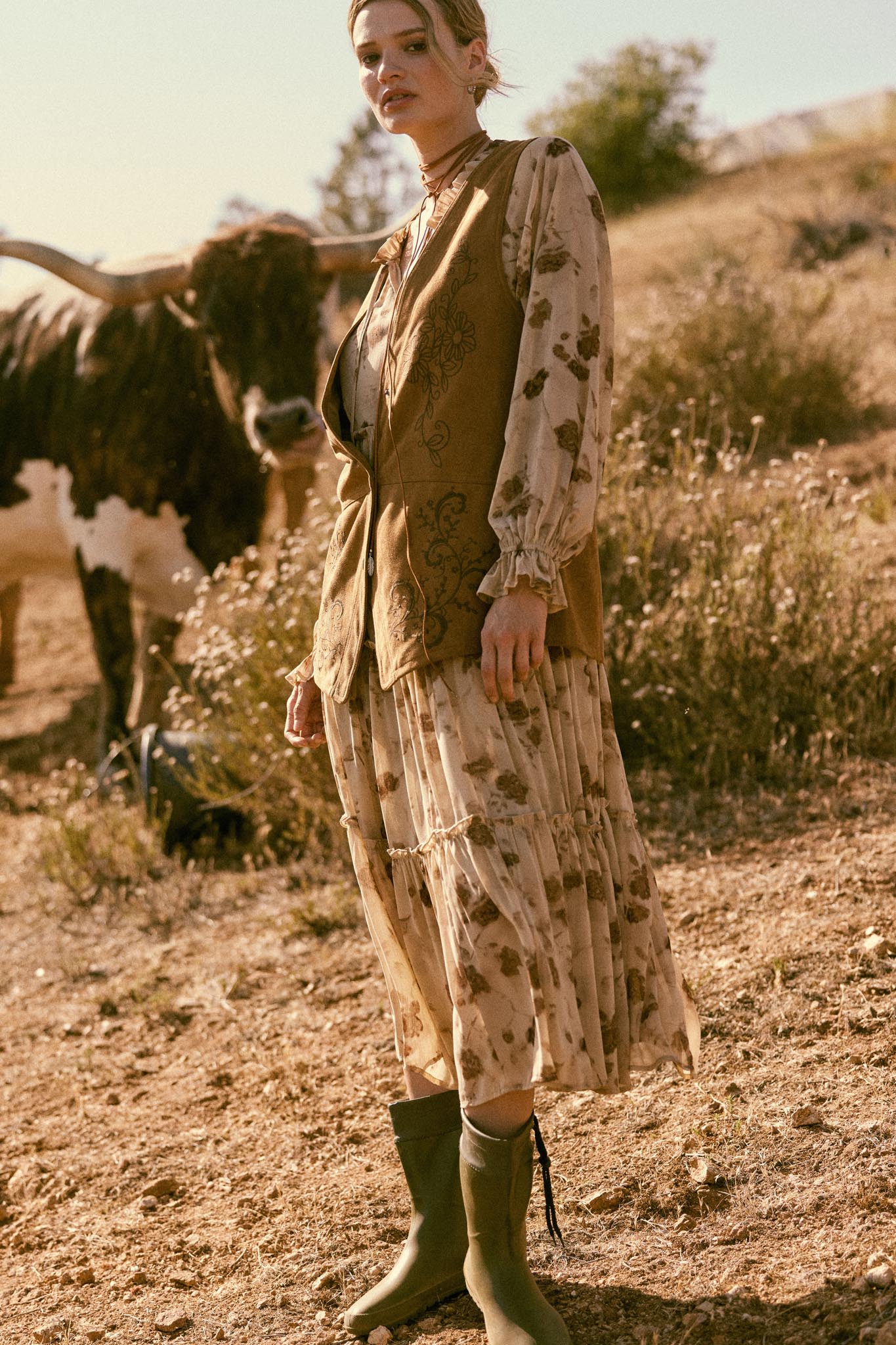 Sweet Meadow Floral-Embroidered Vegan Suede Vest - ShopPromesa