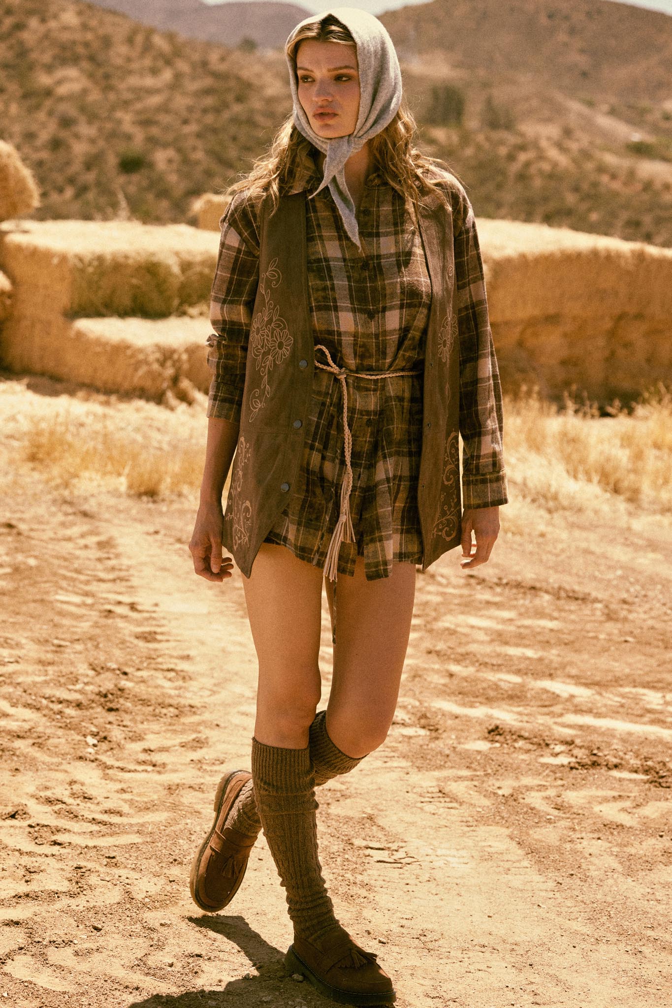 Sweet Meadow Floral-Embroidered Vegan Suede Vest - ShopPromesa