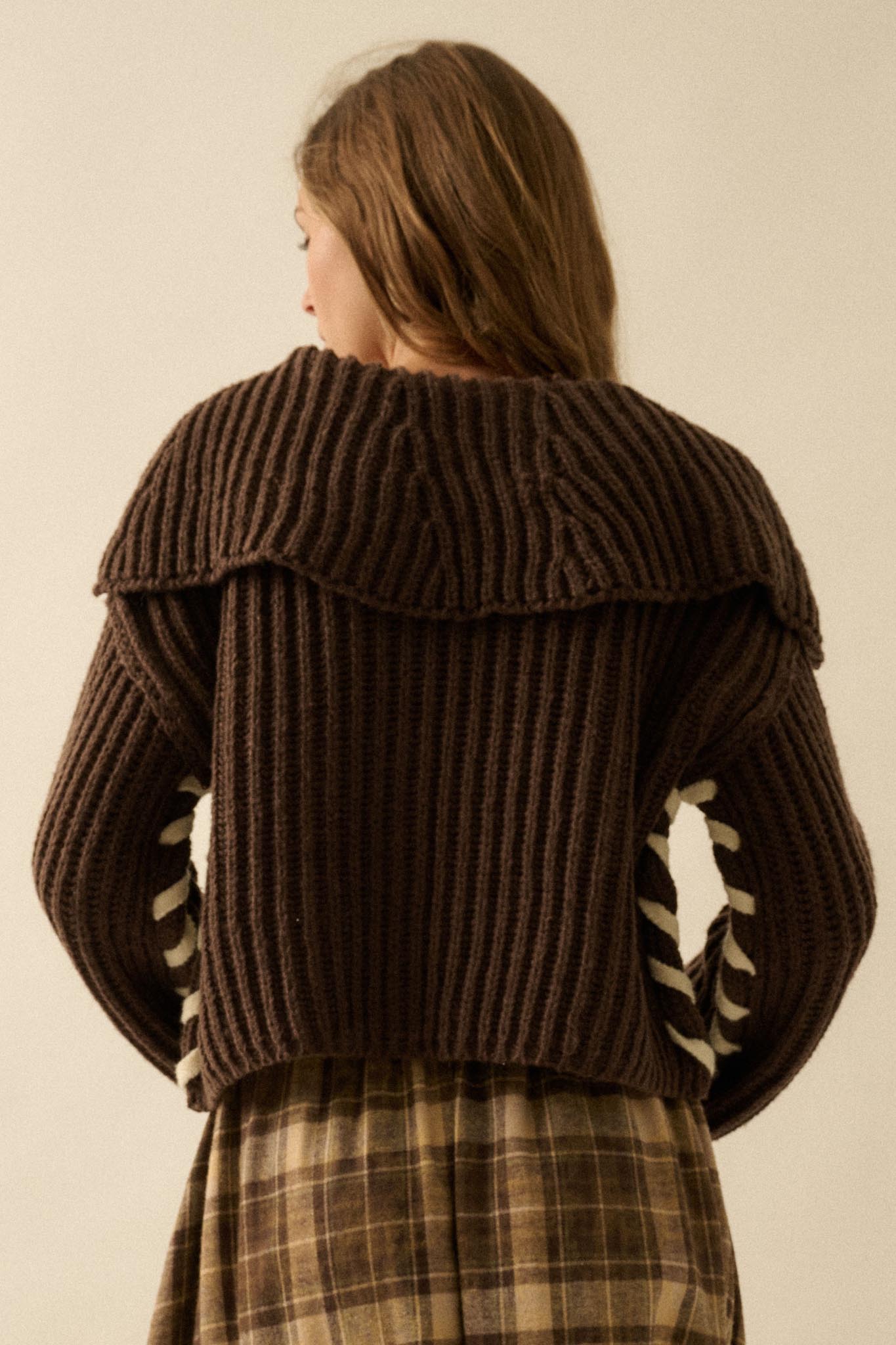 Stitch in Time Stitch-Detail Flap-Collar Cardigan - ShopPromesa