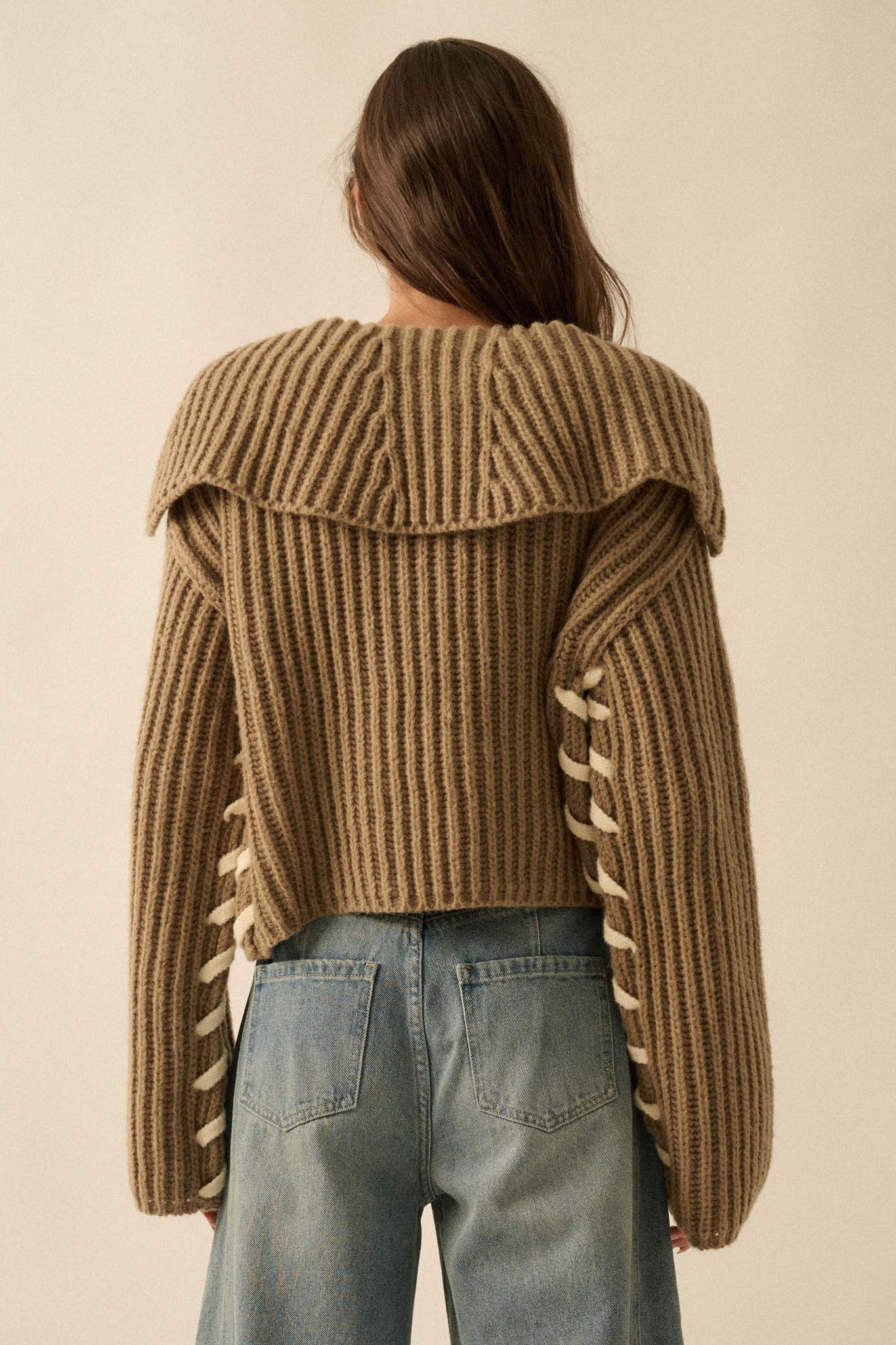 Stitch in Time Stitch-Detail Flap-Collar Cardigan - ShopPromesa