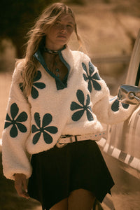 Darling Daisy Denim Flower Fleece Pullover Jacket - ShopPromesa