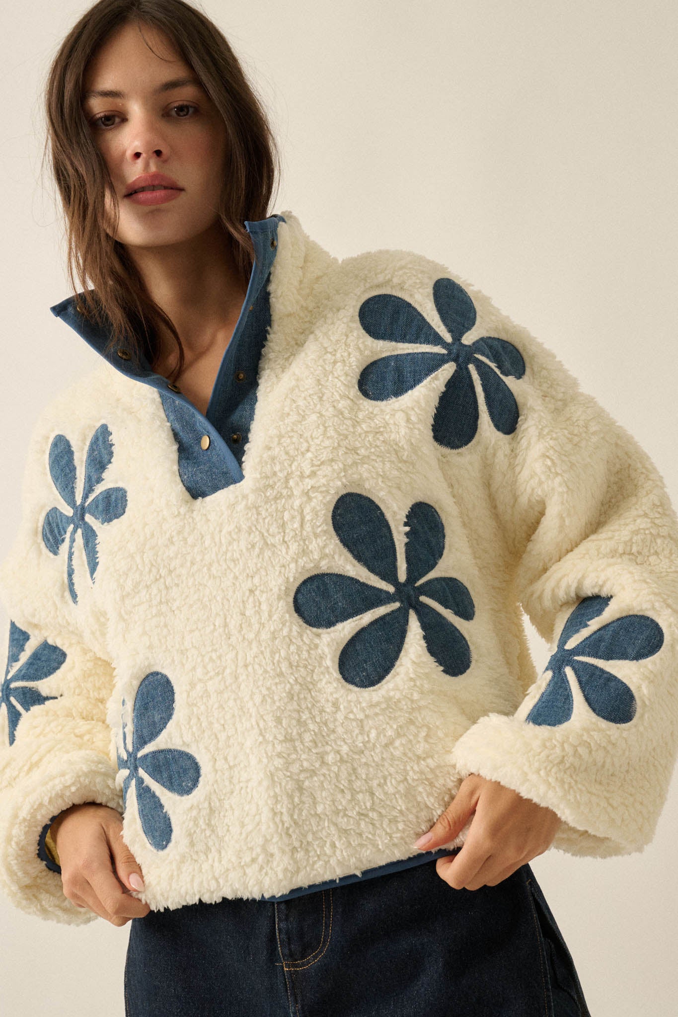 Darling Daisy Denim Flower Fleece Pullover Jacket - ShopPromesa