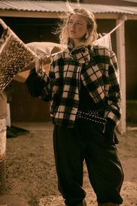 Country Roads Plaid Sherpa Fleece Funnel-Neck Jacket - ShopPromesa