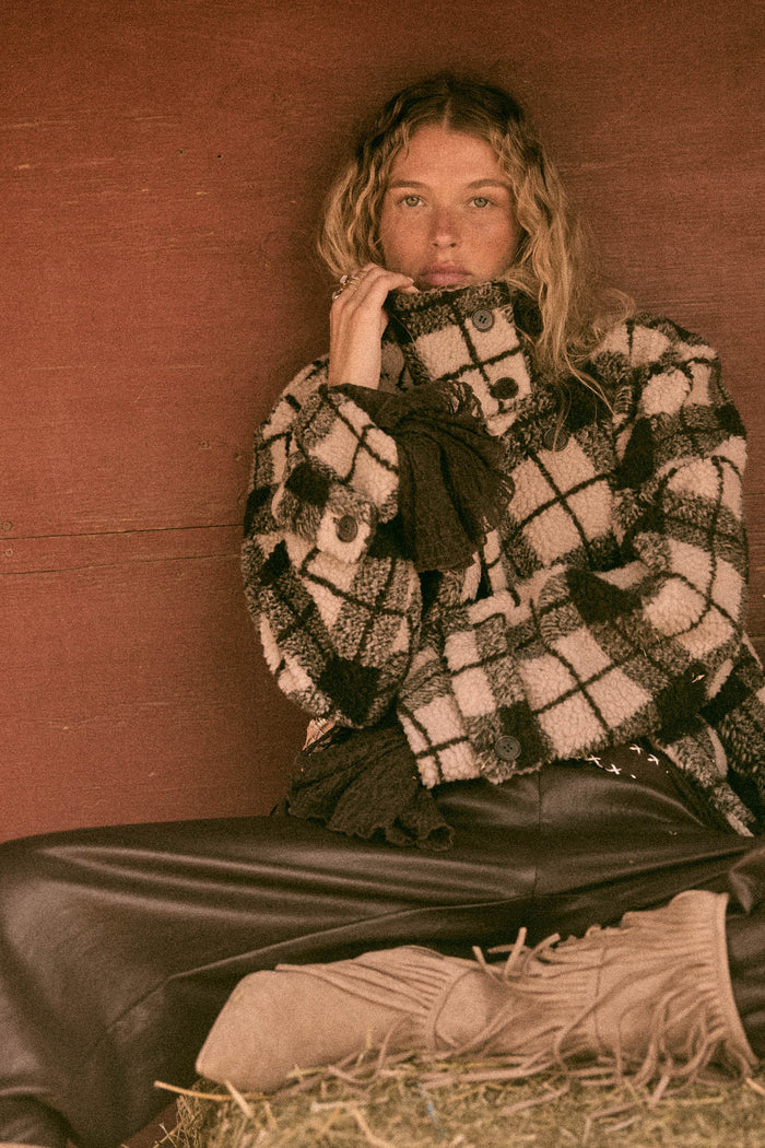 Country Roads Plaid Sherpa Fleece Funnel-Neck Jacket - ShopPromesa