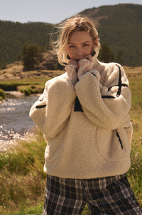 Snuggle Up Solid Fleece Half-Zip Pullover Jacket - ShopPromesa