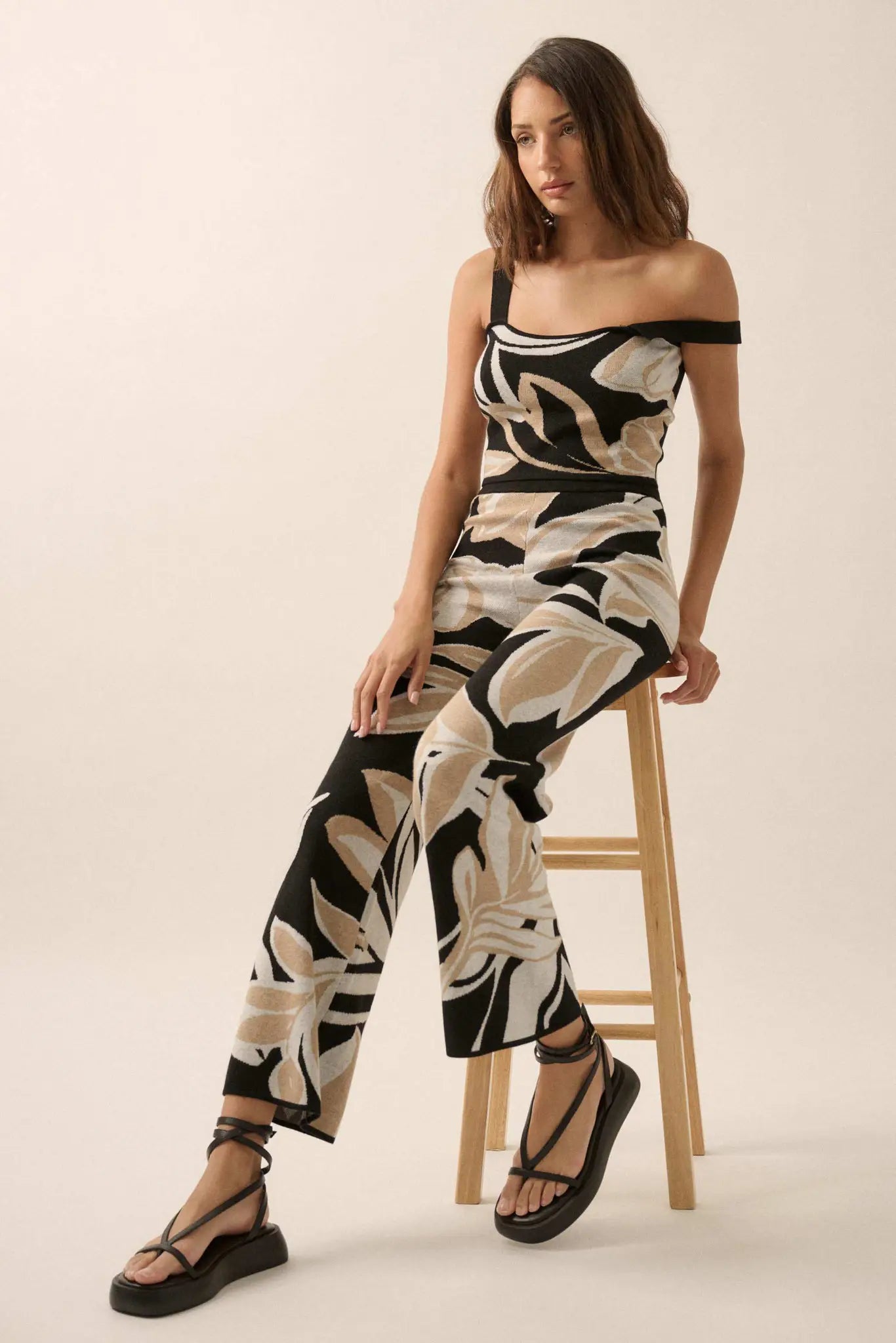 Jungle Vibes Tropical Jacquard Knit Pants - ShopPromesa