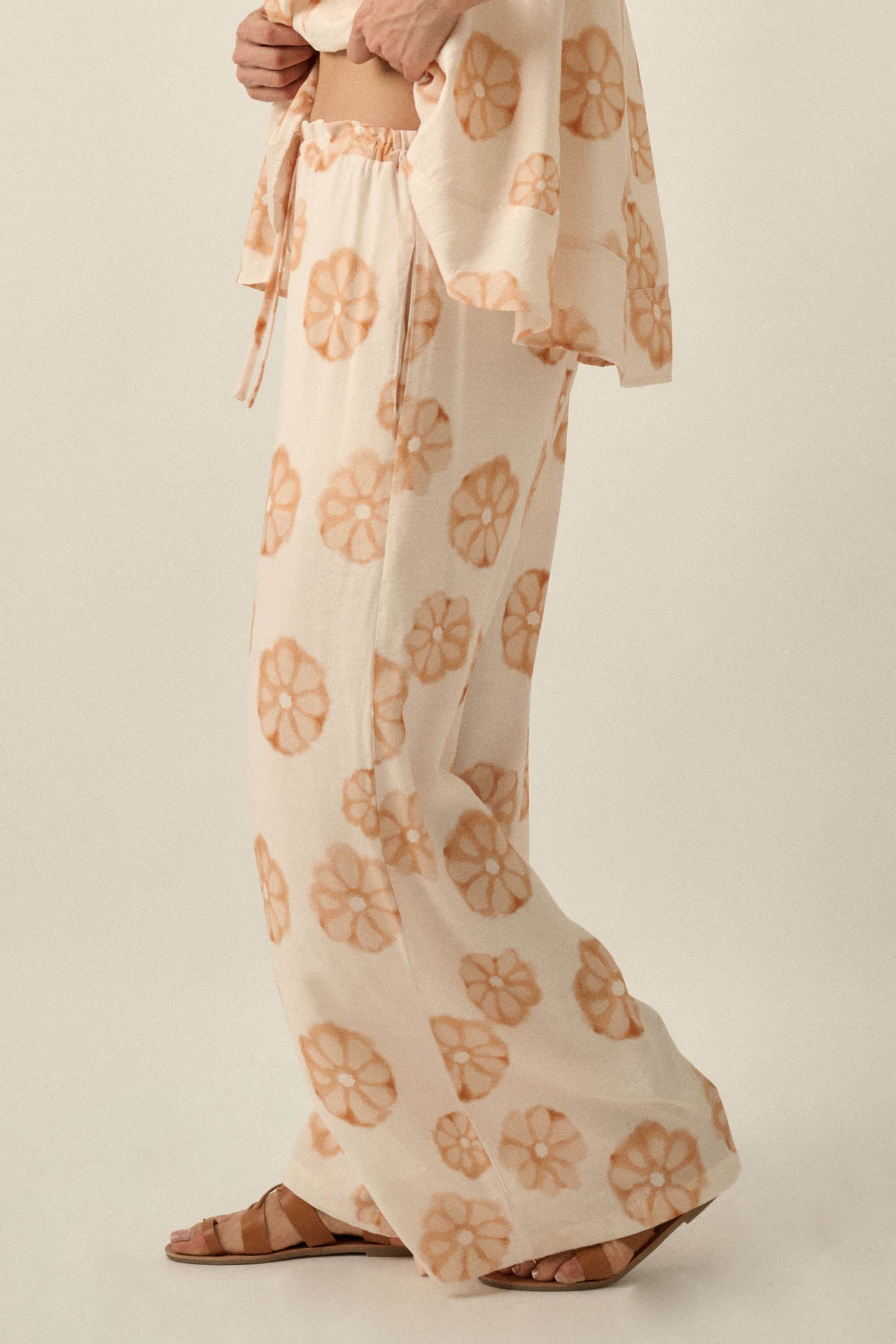 Delightful Days Floral Wide-Leg Drawstring Pants - ShopPromesa